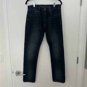 Men’s American Eagle slim leg denim jeans